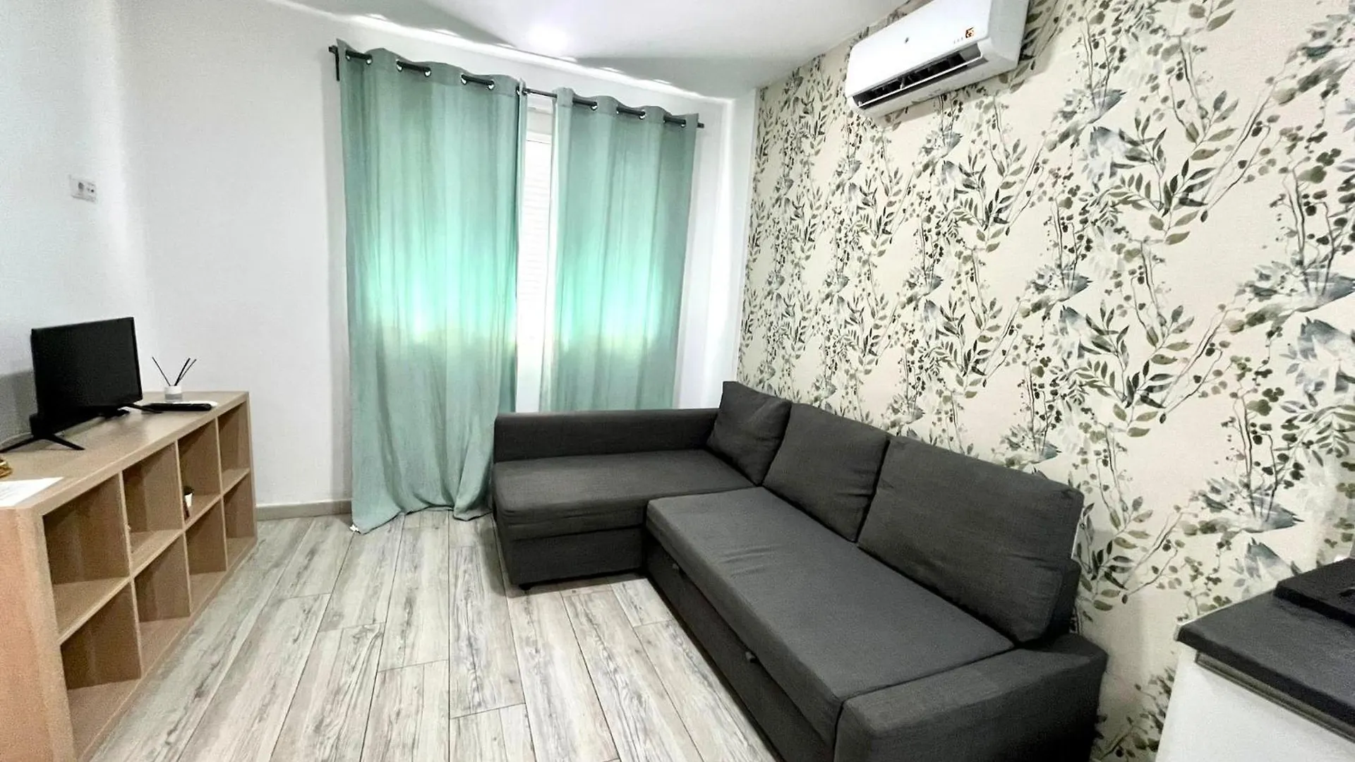 Apartamentos Estacions マラガ スペイン